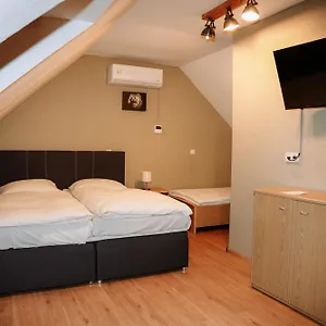 Guest house Angelis Pension Frankfurt Airport